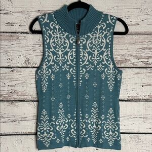 Icelandic Design wool blend Nordic Fair isle sweater vest